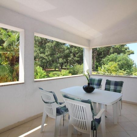 Apartment In Porec/Istrien 10214 Экстерьер фото
