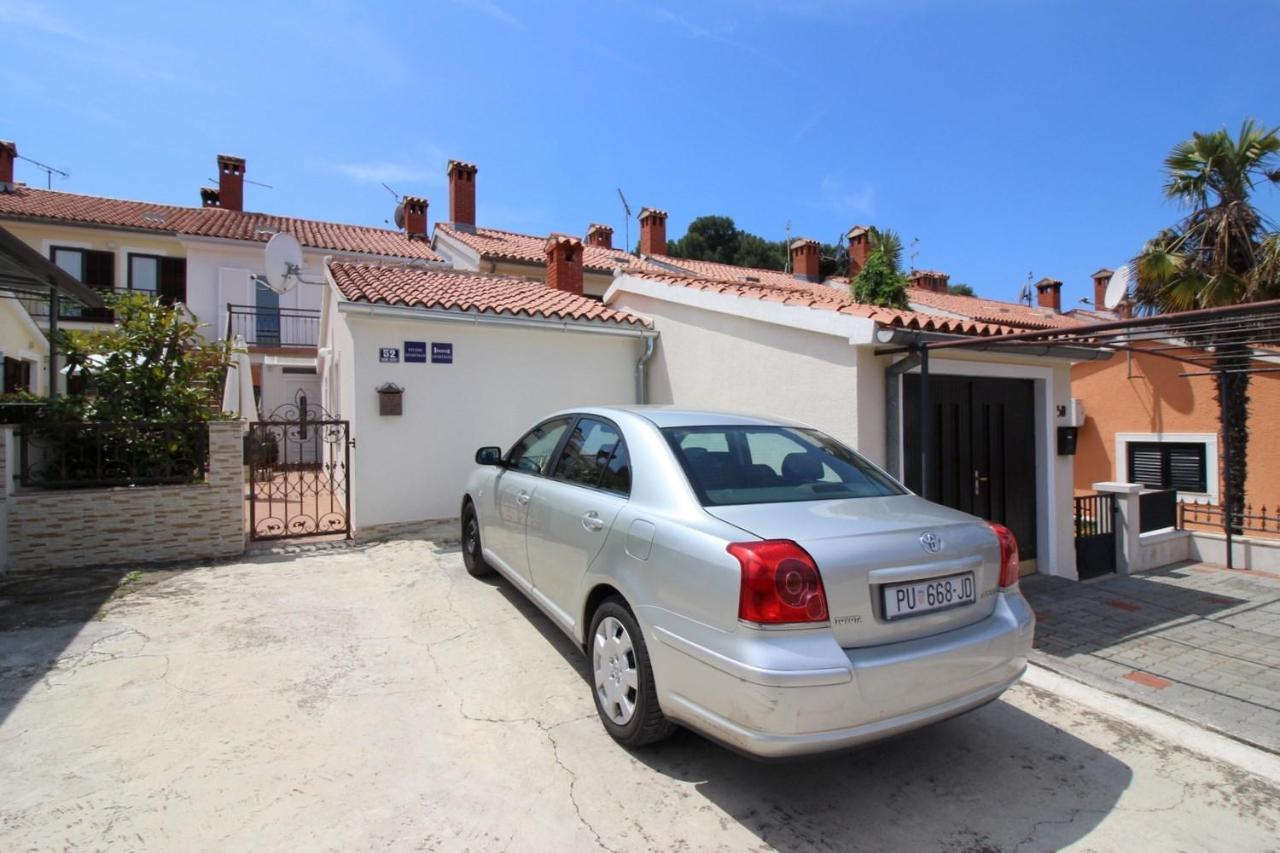 Apartment In Porec/Istrien 10214 Экстерьер фото