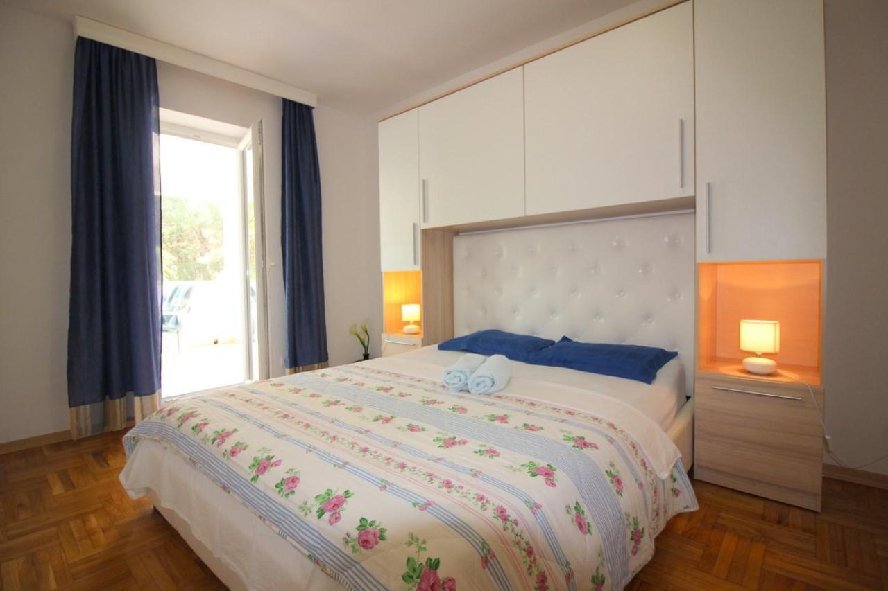 Apartment In Porec/Istrien 10214 Экстерьер фото