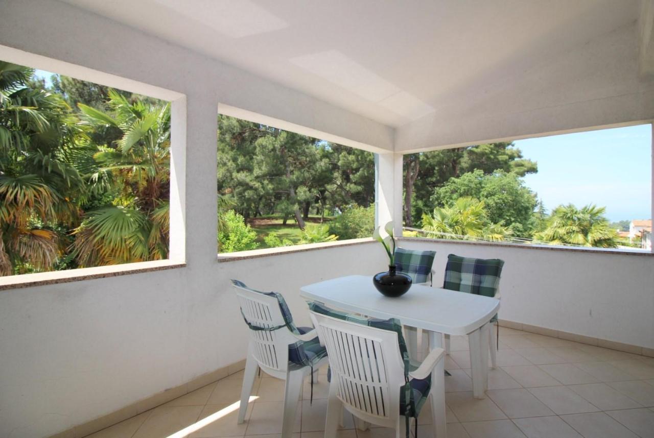 Apartment In Porec/Istrien 10214 Экстерьер фото
